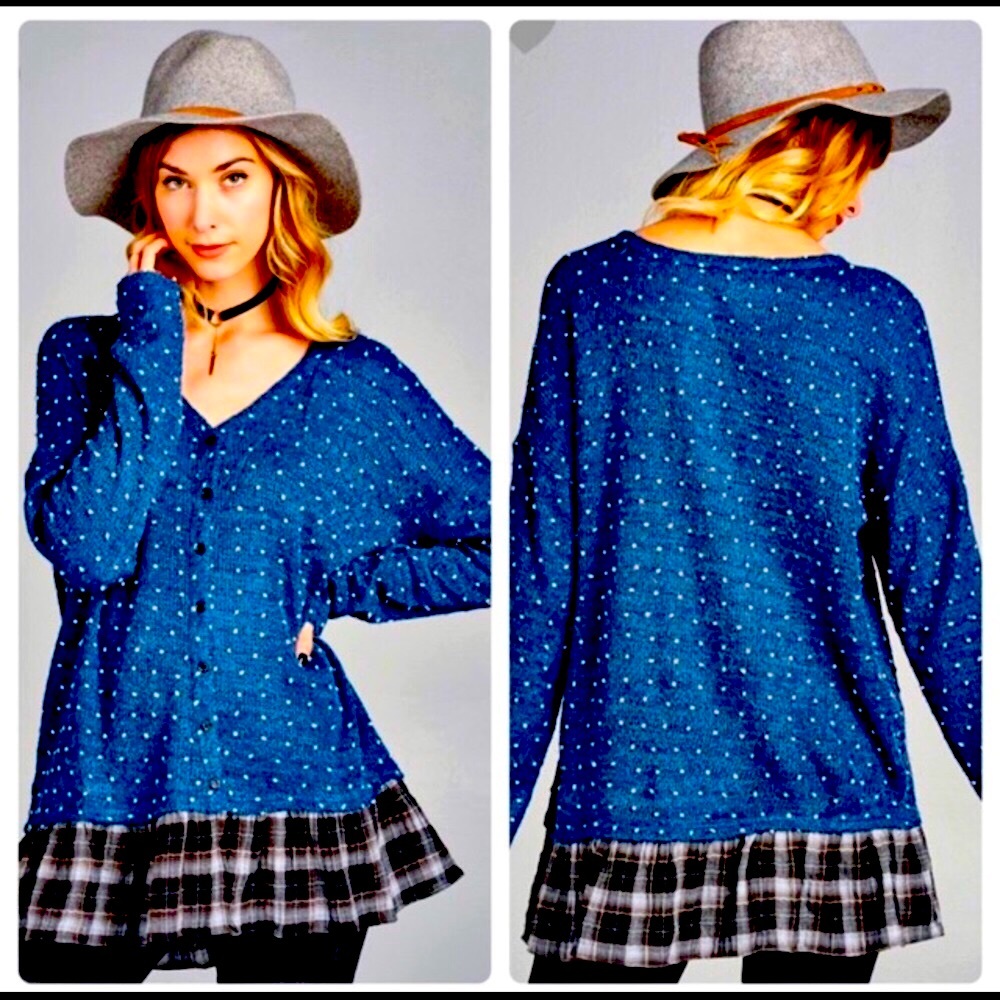 🐱💙New! Adorable L-XL Top💙🐱
